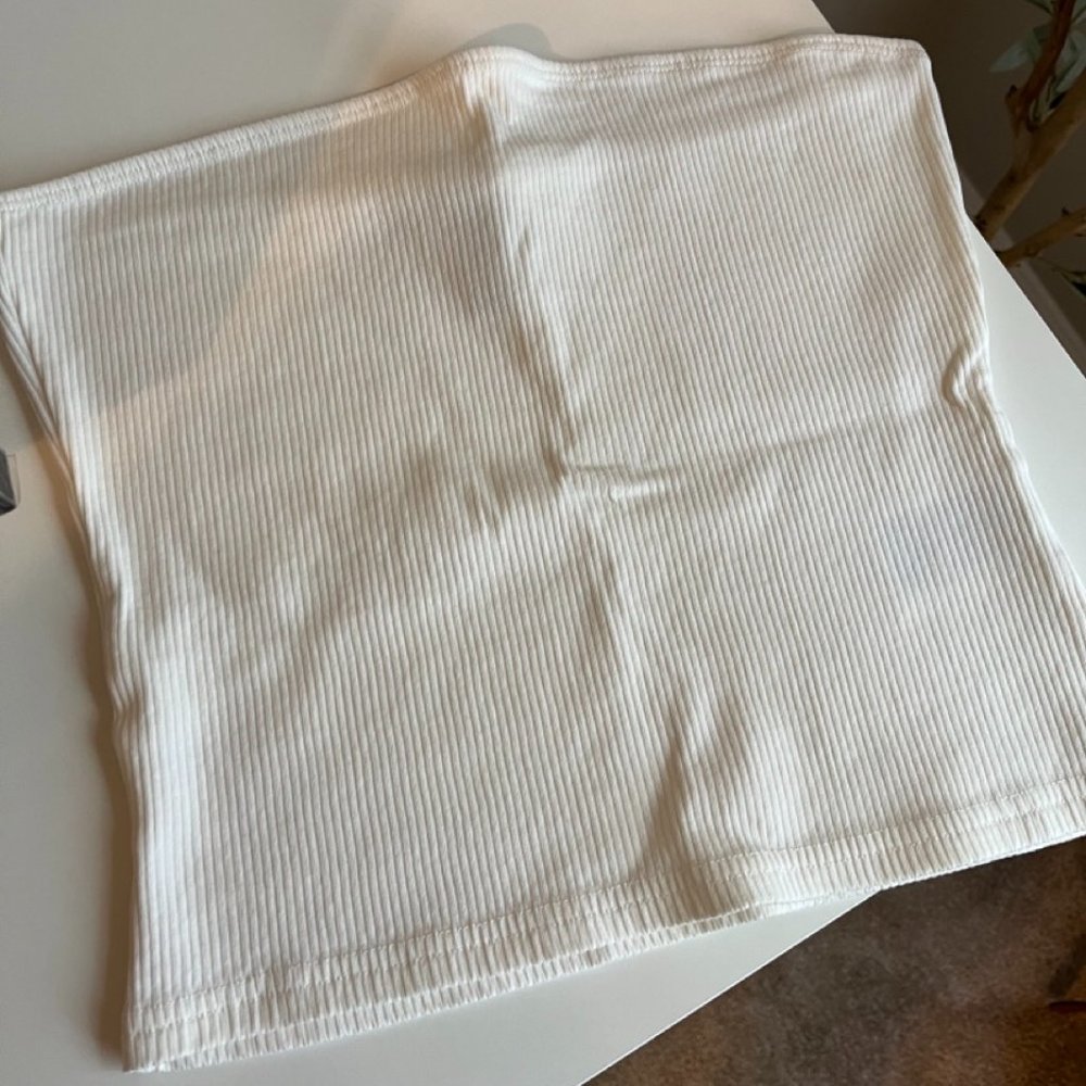 H&M Ribbed Tube Top - Picture 4 of 5